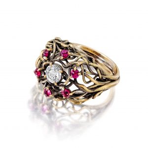 Romantic Vine Ring with diamonds and rubies in 18k yellow gold