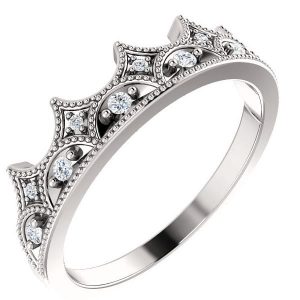 14k white gold diamond crown ring