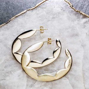 Love Los Angeles crescent hoops