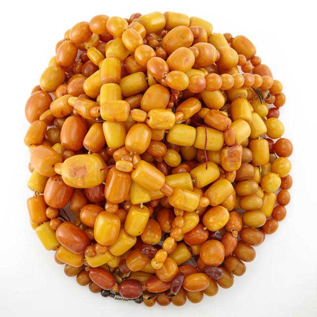 Doyle auction yellow amber beads