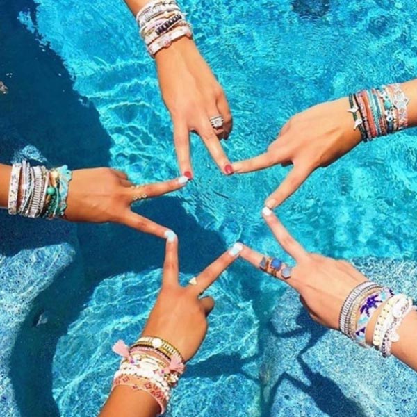What Kind of Jewelry Does the VSCO Girl Want? - JCK