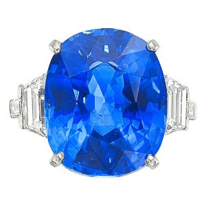 Van Cleef Arpels sapphire ring