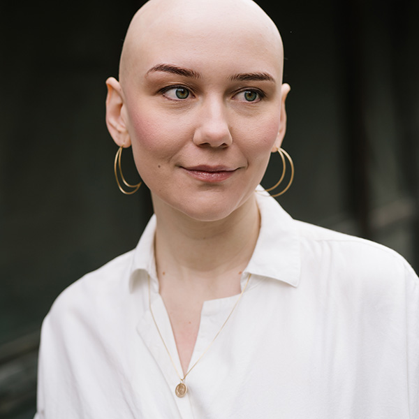 Grammy Award Winner Molly Tuttle s Jewelry Collab Raises Alopecia