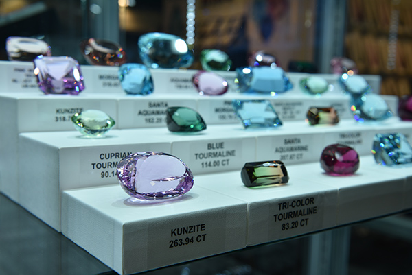 Gemstones at JCK 2023