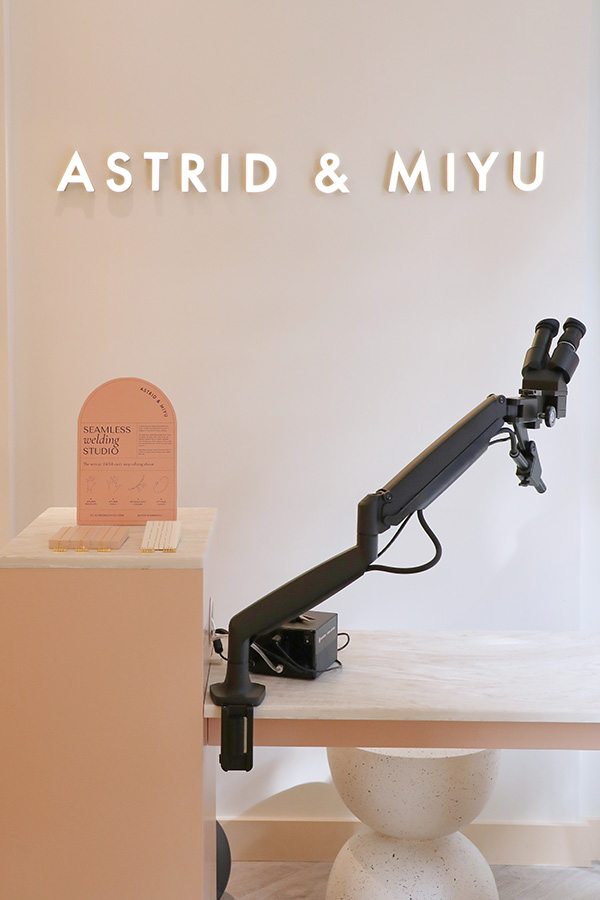 Your Astrid & You Member Exclusive - Astrid & Miyu