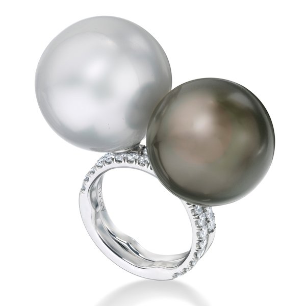 Assael pearl ring