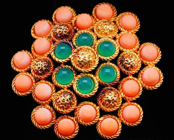 Van Cleef brooch