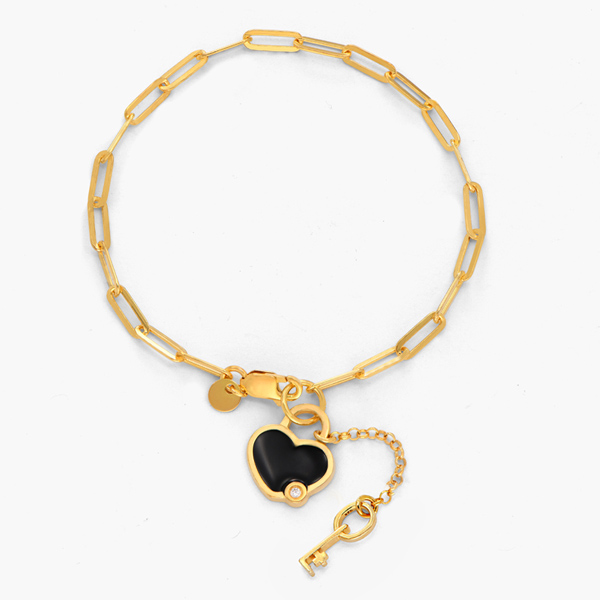Oak and Luna's New Jewelry Collab Will Have Your Heart on Lock - JCK