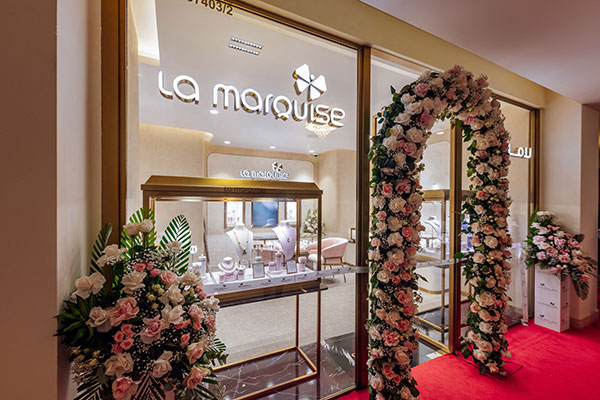 La Marquise exterior