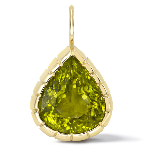 Retrouvai peridot charm