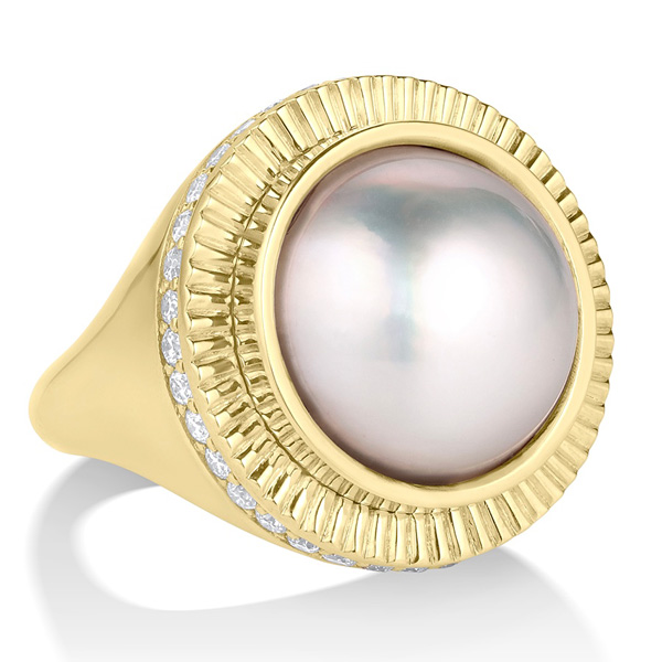 M Spalten Sunbeam pearl ring