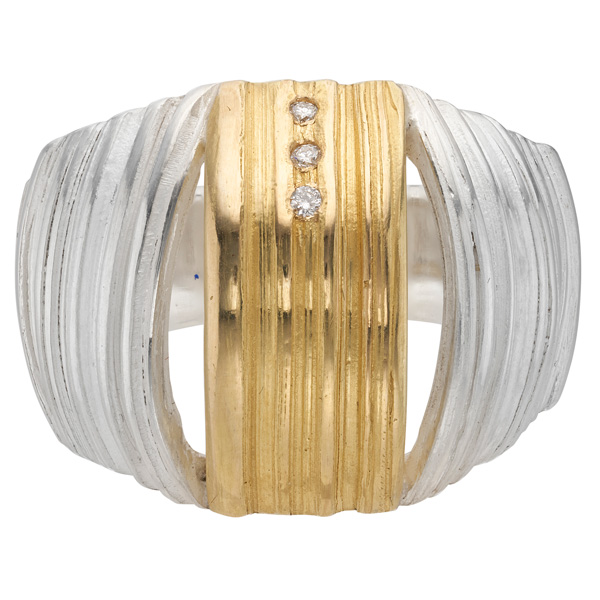 Marion Lebouteiller Equillibrium ring