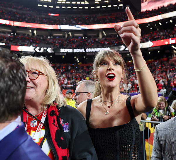 Taylor Swift and Donna Kelce at 2024 Super Bowl