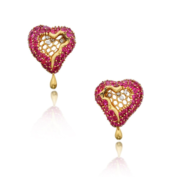 dali earrings